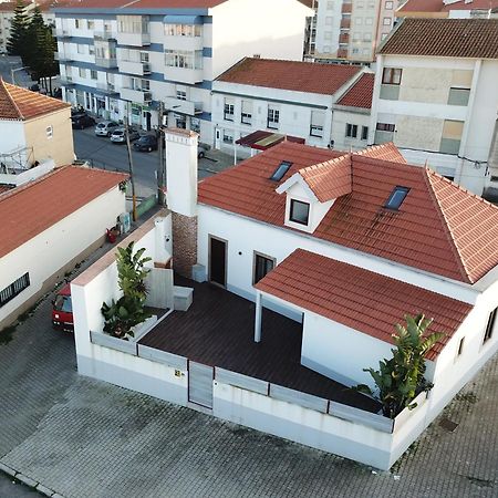 Surfsoul Guesthouse - Bed And Breakfast Peniche Kültér fotó