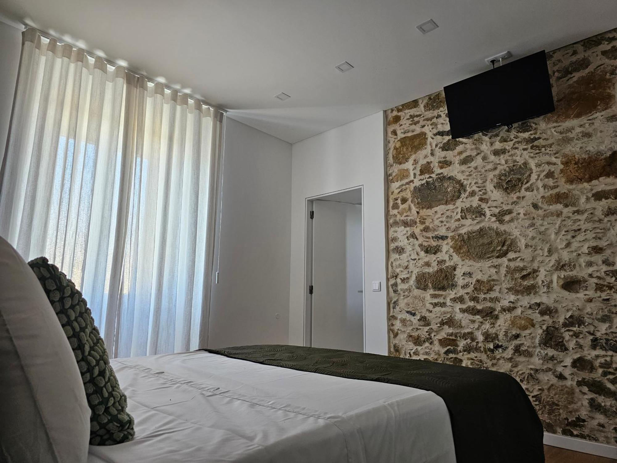 Surfsoul Guesthouse - Bed And Breakfast Peniche Kültér fotó